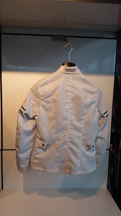 GIACCA DONNA ANTIVENTO TG S Ducati (2)