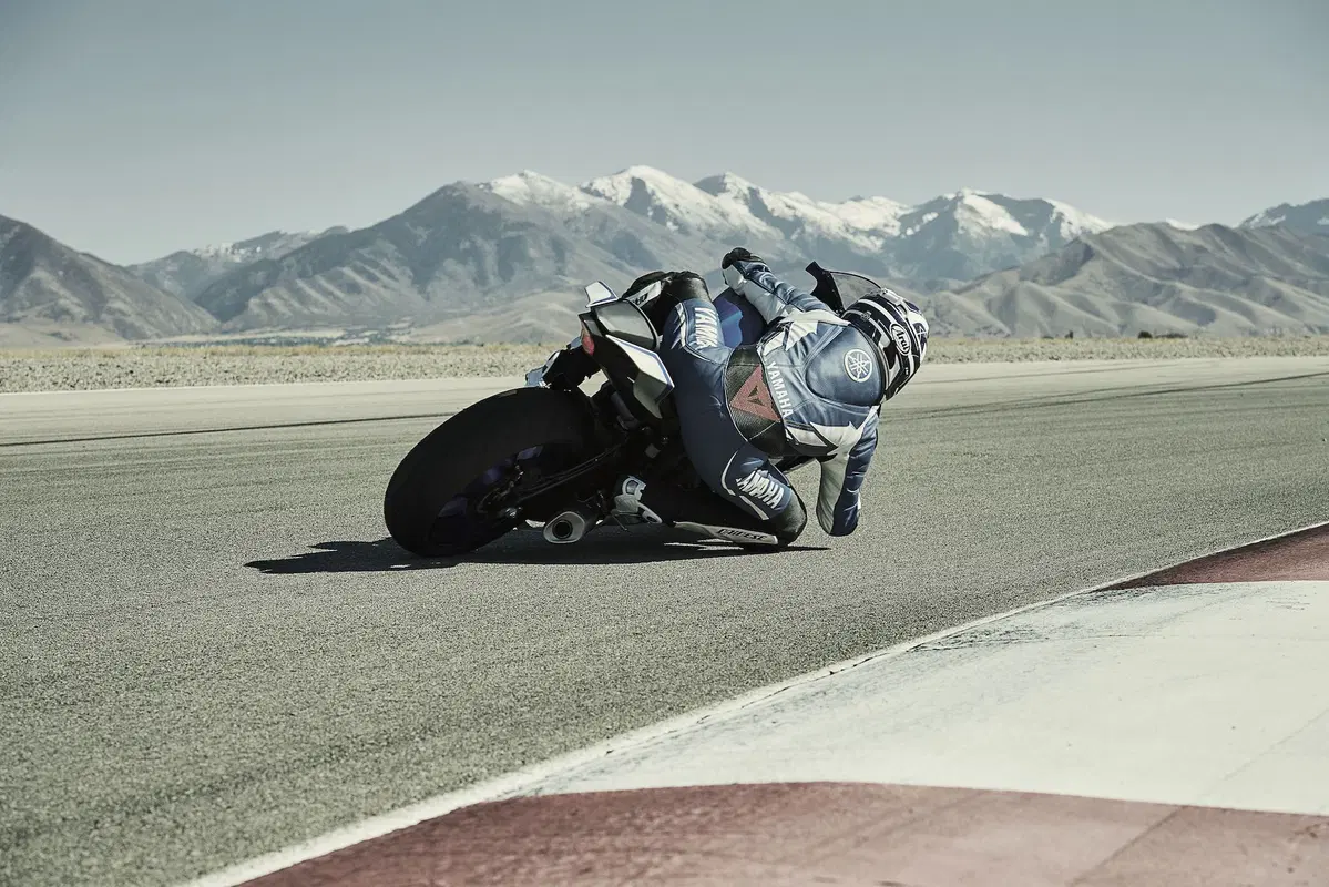 Yamaha YZF-R6 2017 (5)