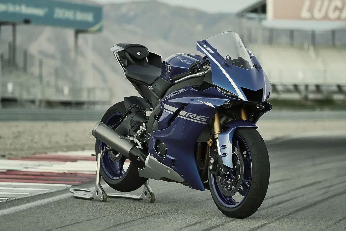 Yamaha YZF-R6 2017 (13)
