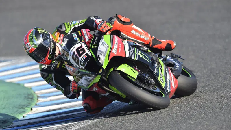 SBK. Tom Sykes &egrave; primo nelle FP2 di Jerez