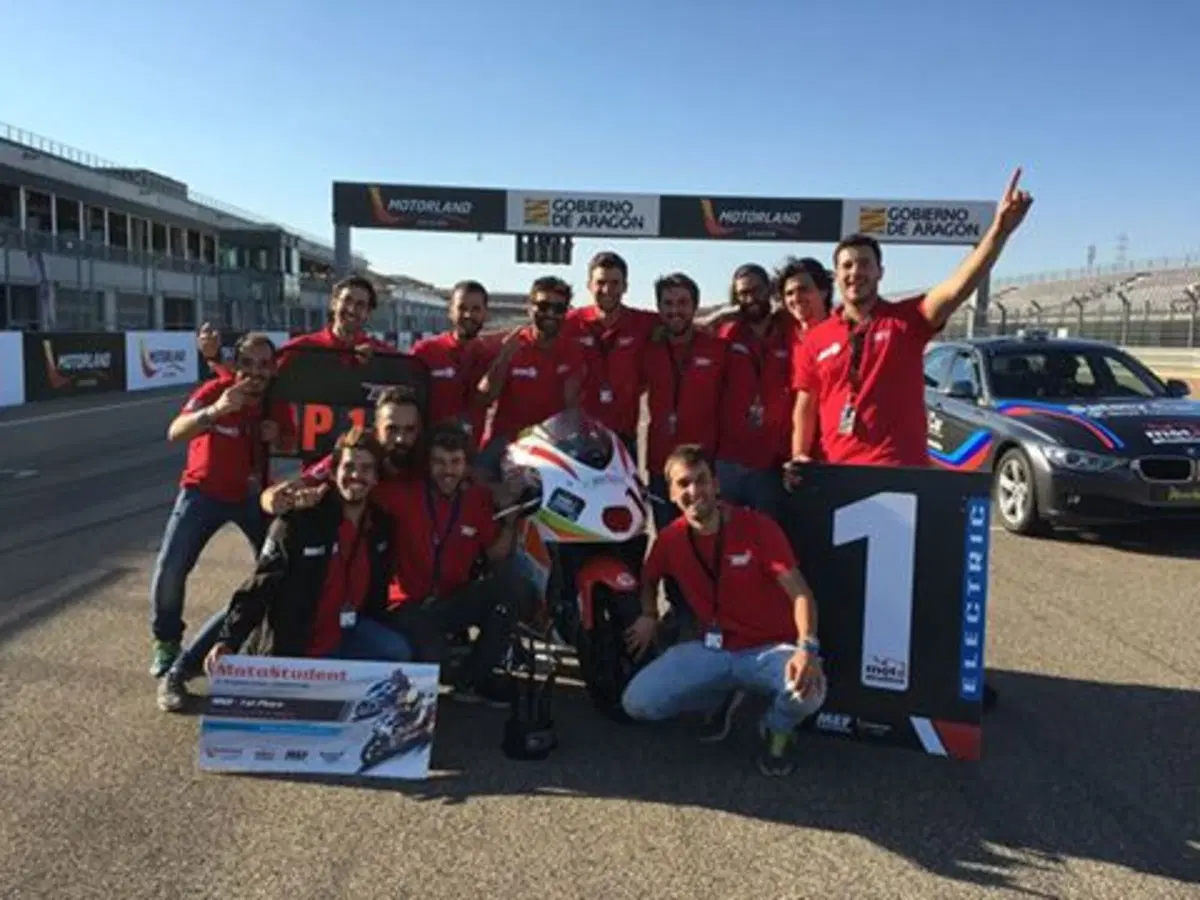 Motostudent 2016: sfida in pista tra Università di tutto il mondo (16)