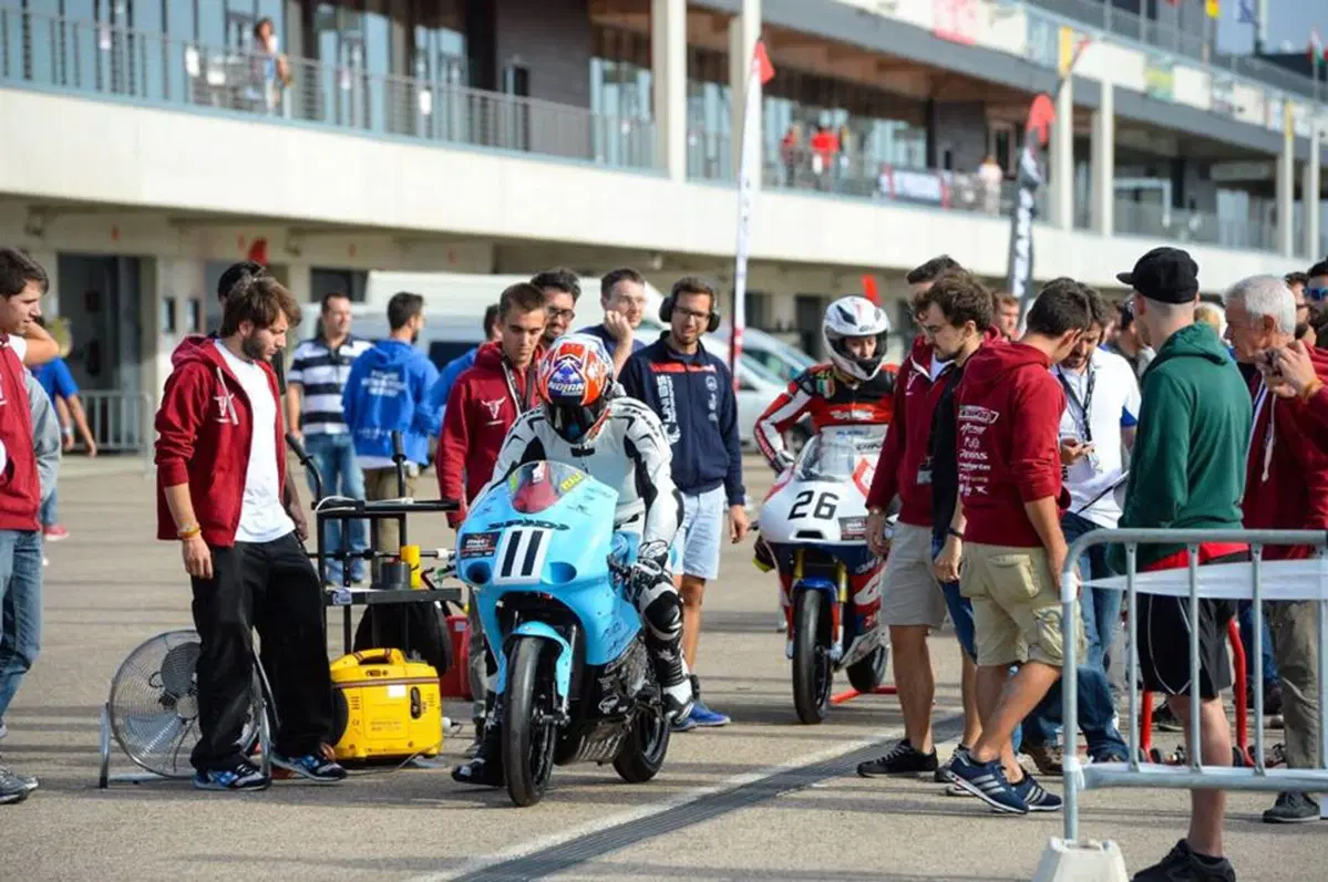 Motostudent 2016: sfida in pista tra Università di tutto il mondo (18)