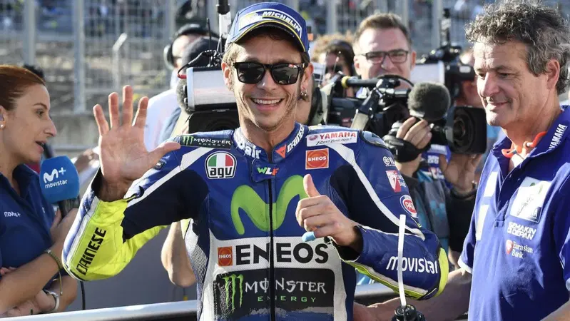 MotoGP. Rossi: &ldquo;Che figata la sfida con Marquez e Lorenzo&rdquo;