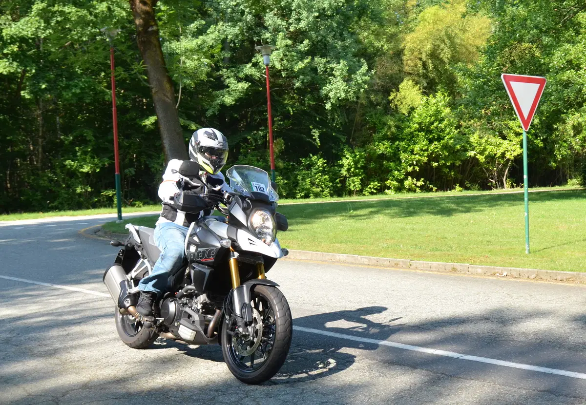 Suzuki Economy Run (2)