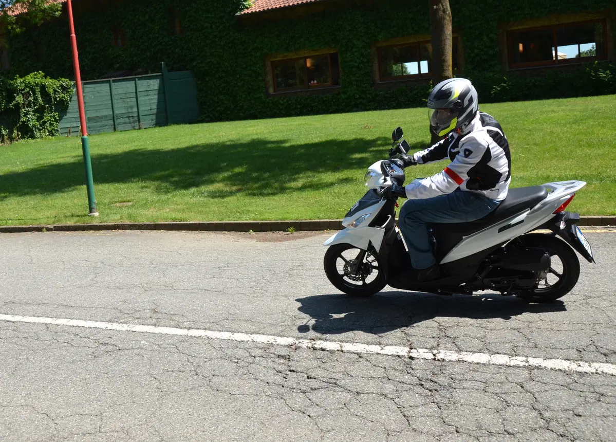 Suzuki Economy Run (3)