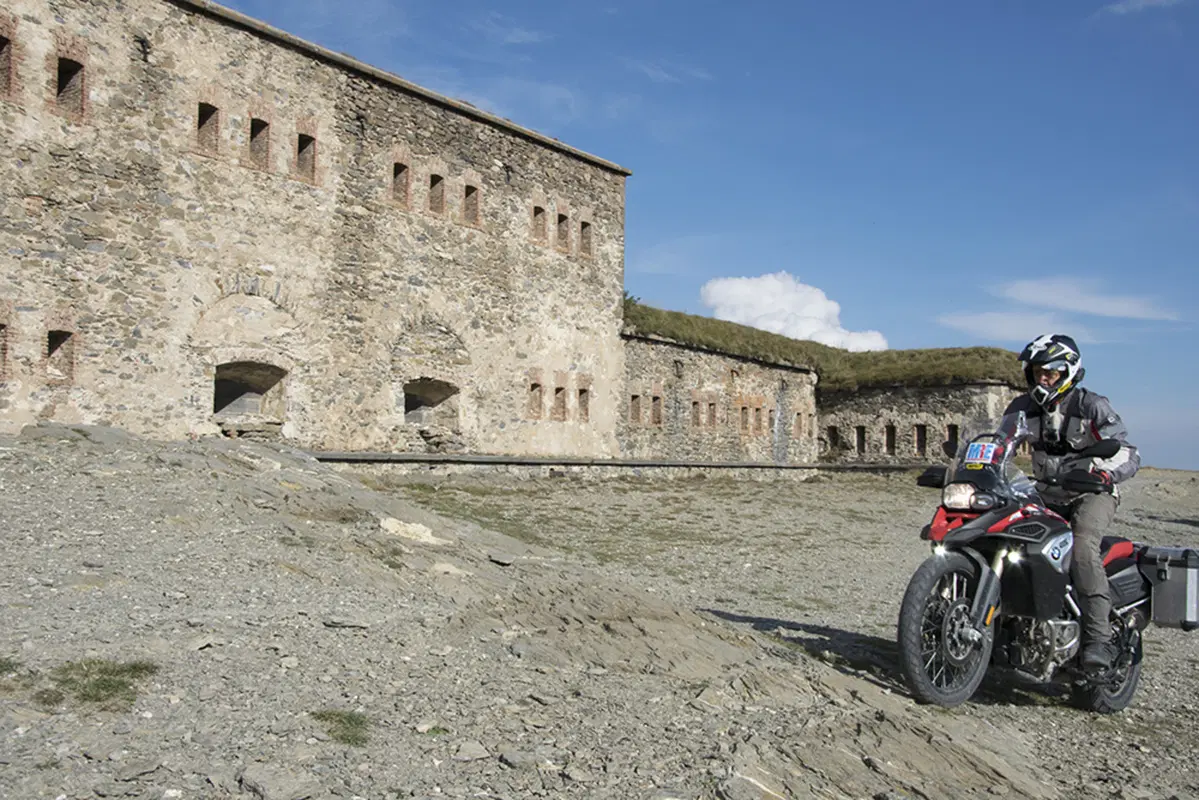BMW F800GS Adventure 2017: meno vibrazioni, più verve (16)