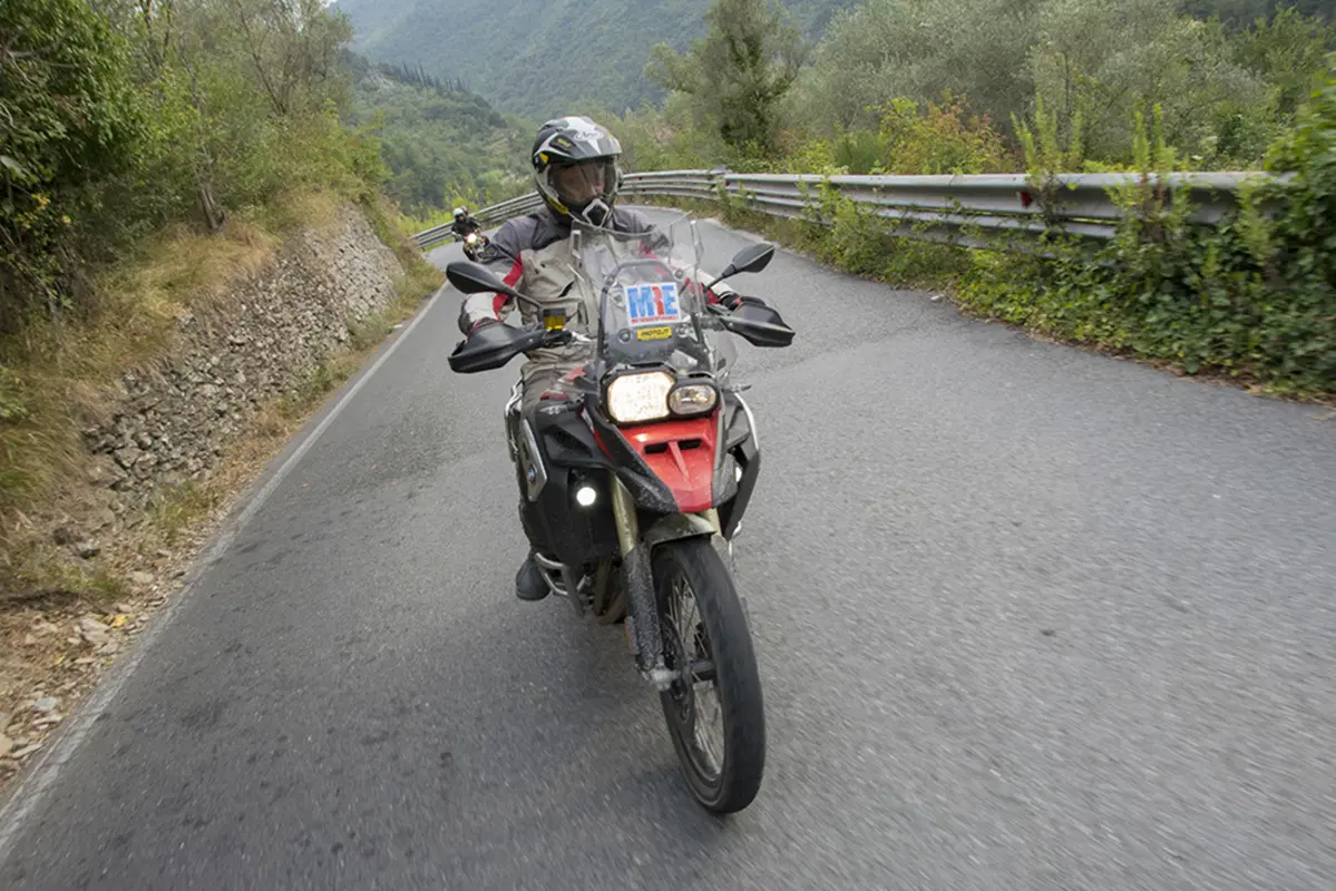 BMW F800GS Adventure 2017: meno vibrazioni, più verve (20)