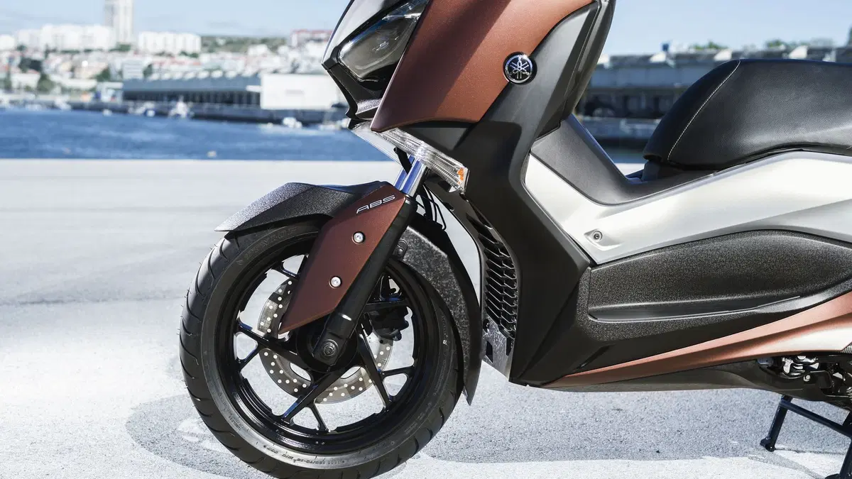 Nuovo Yamaha X-MAX 300 (27)