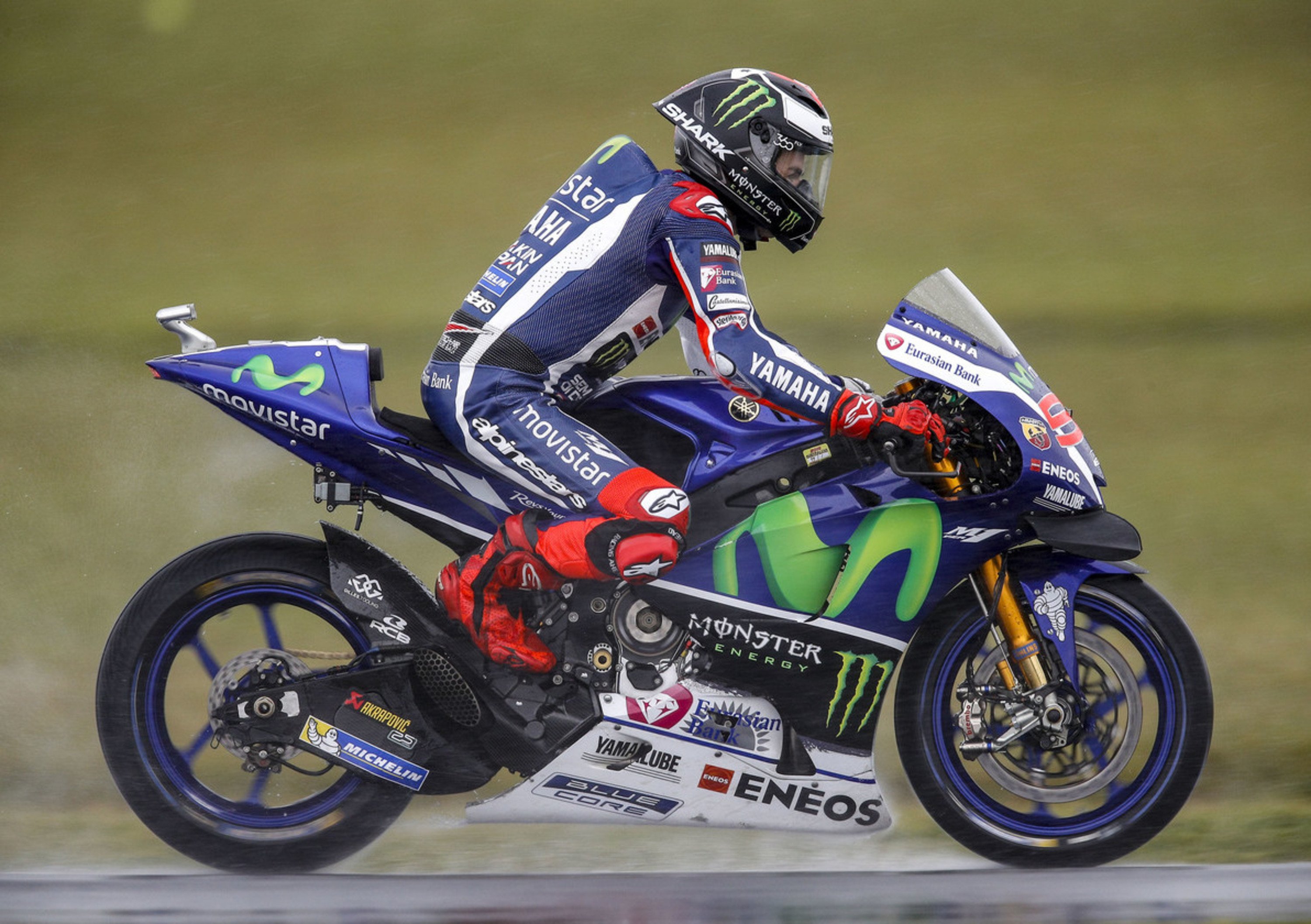 MotoGP. Lorenzo ancora in crisi sull&#039;acqua
