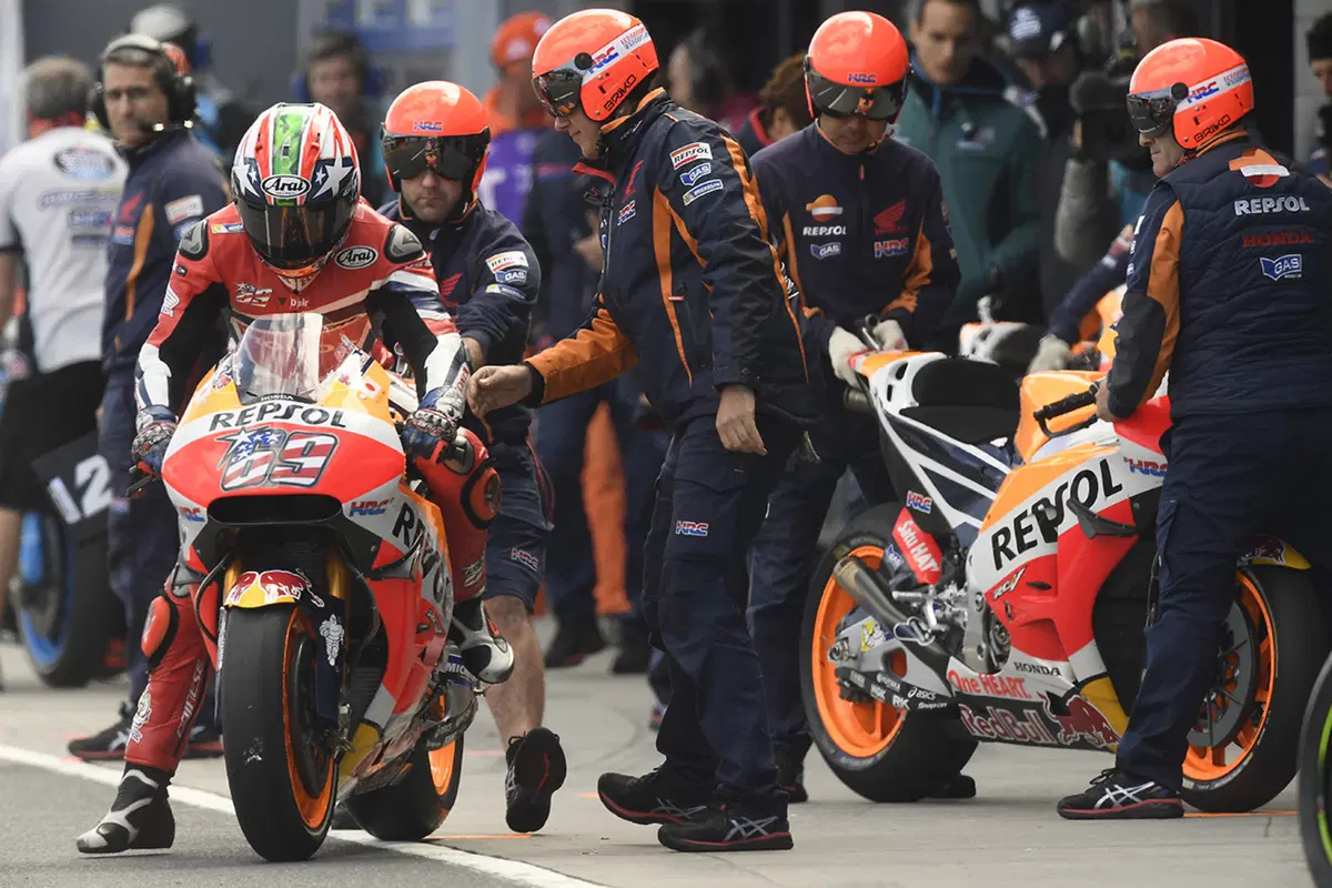 Le foto più spettacolari del GP d'Australia 2016 (12)