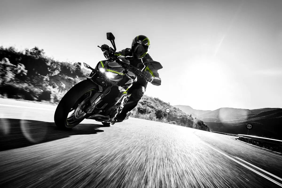 Kawasaki Z1000 R Edition 2017 (16)