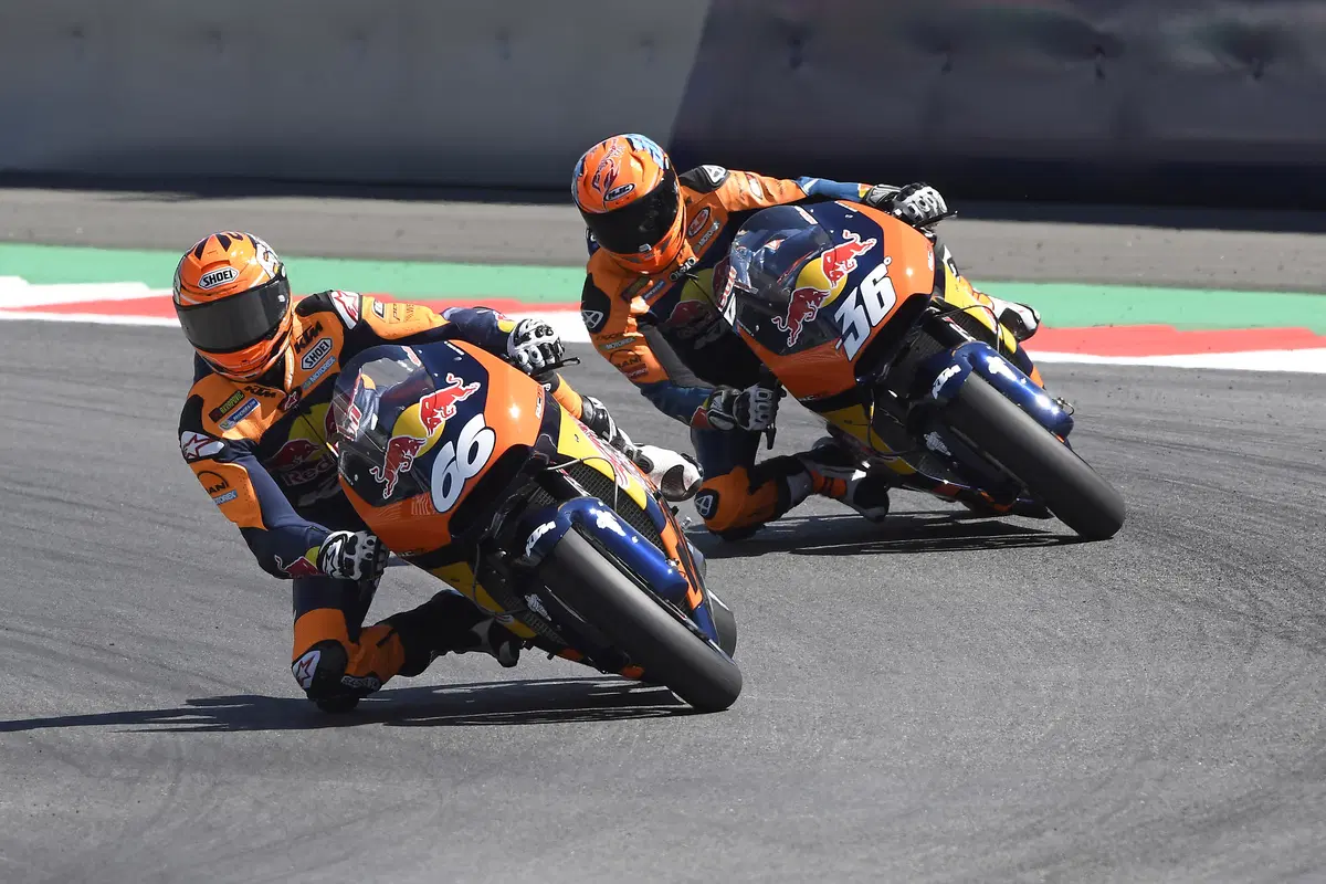 KTM RC16, il motore della MotoGP (Video) (3)