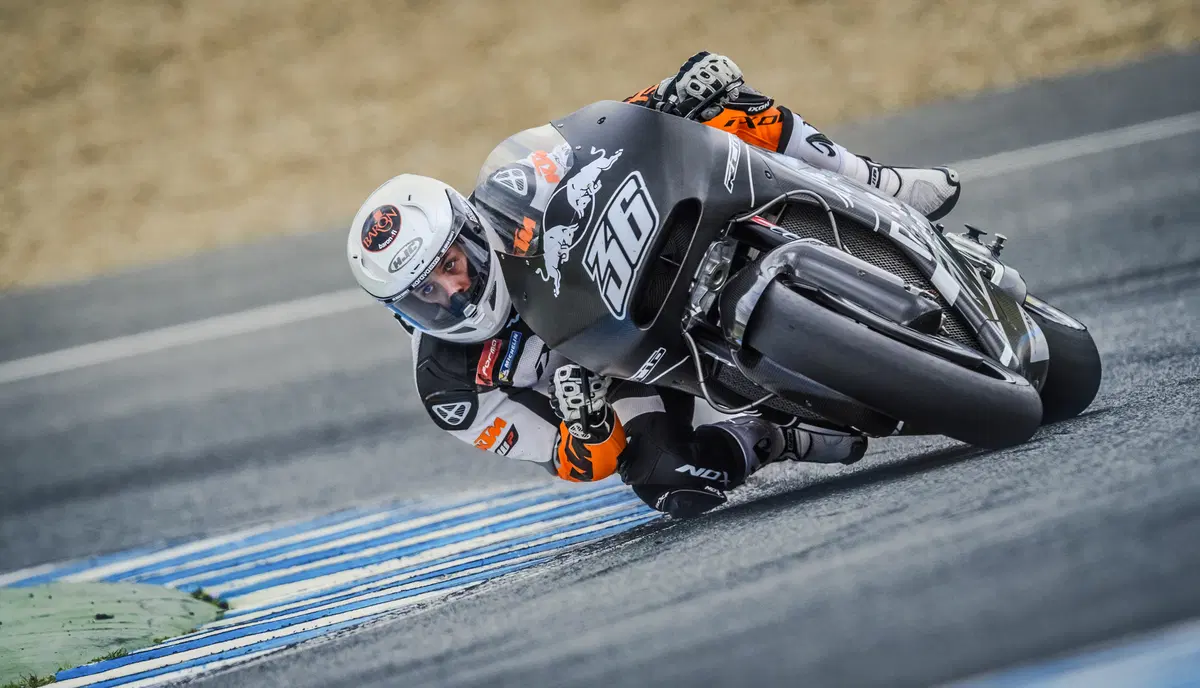 KTM RC16, il motore della MotoGP (Video) (6)
