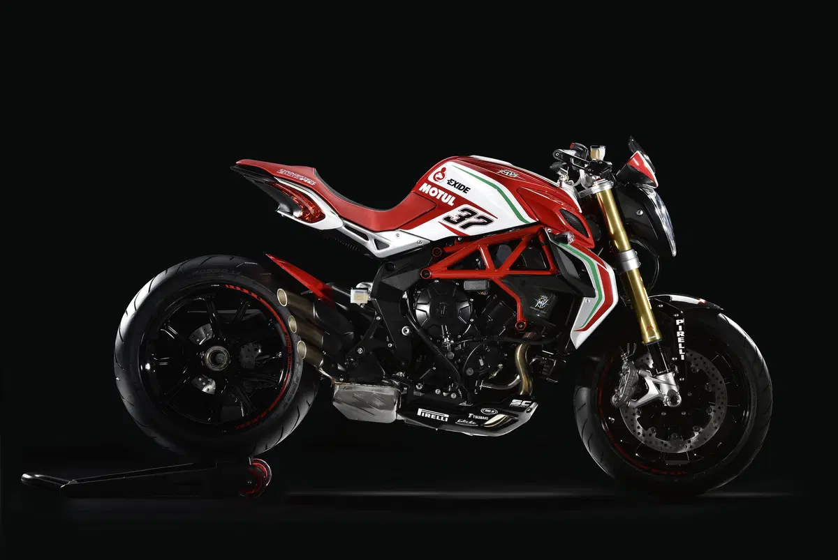 Nuova MV Agusta Dragster 800 RC (12)