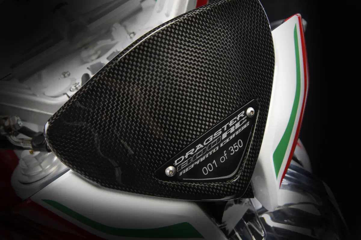 Nuova MV Agusta Dragster 800 RC (19)