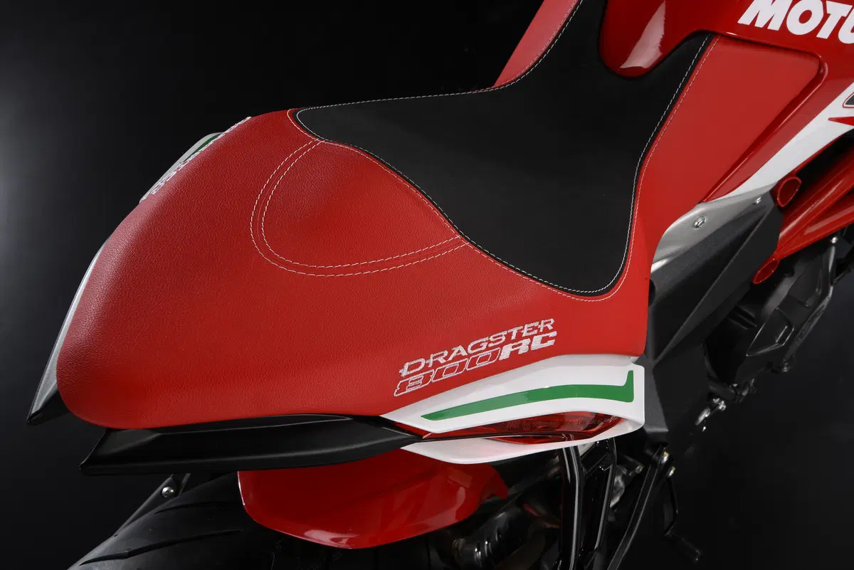 Nuova MV Agusta Dragster 800 RC (17)