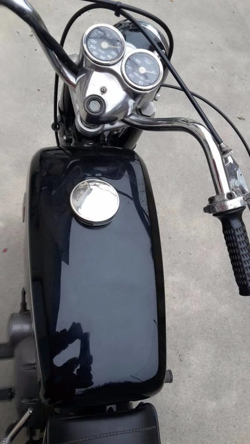Gilera 124 5V (5)