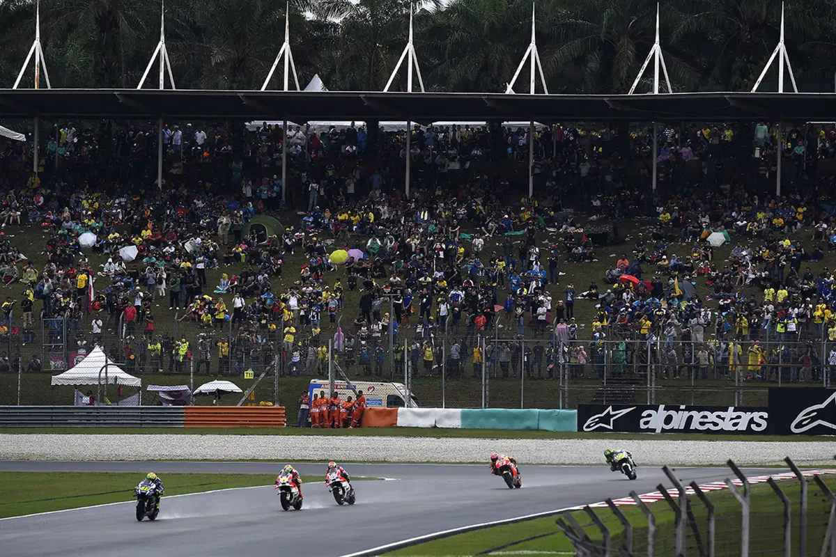 MotoGP. Le foto più spettacolari del GP di Malesia 2016 (10)