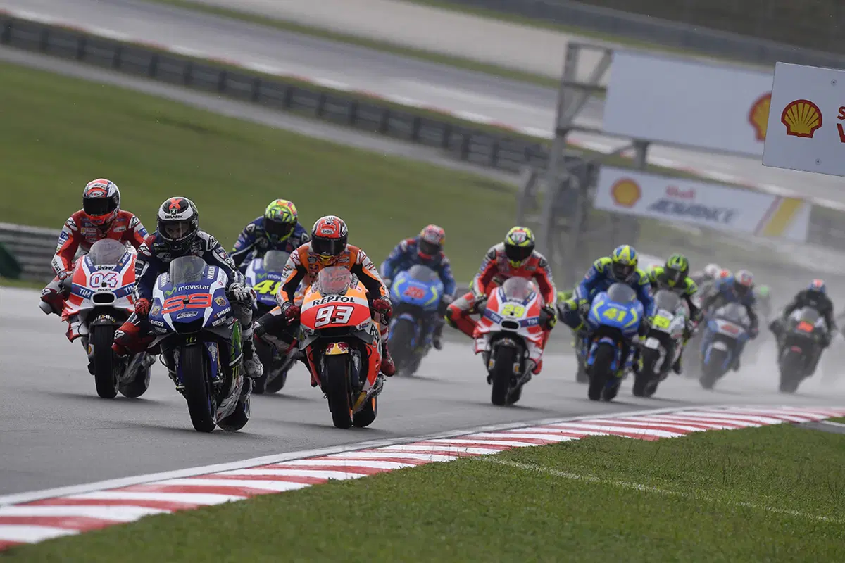 MotoGP. Le foto più spettacolari del GP di Malesia 2016 (21)