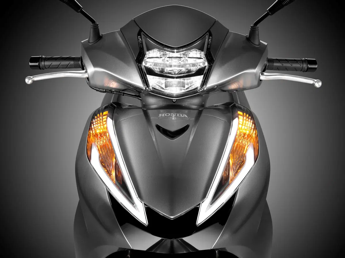 Honda SH300i, la storia di un grande idea (14)