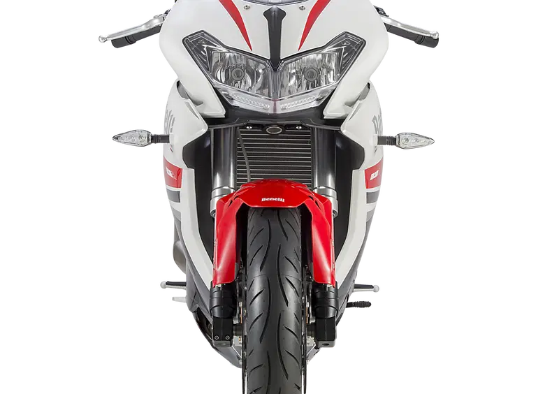 Benelli BN 302 BN 302 R (2017 - 20) (3)