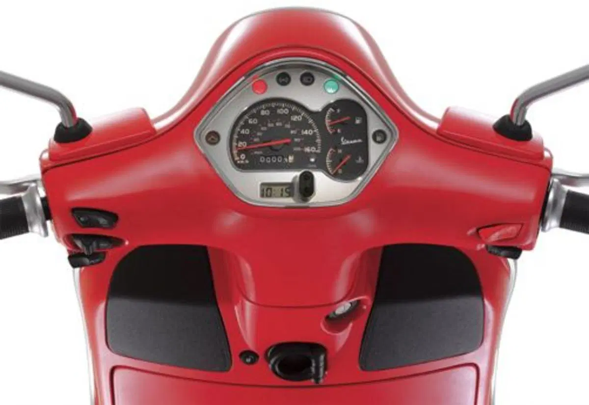 Vespa GTS 125 GTS 125 Super (2017 - 18) (5)