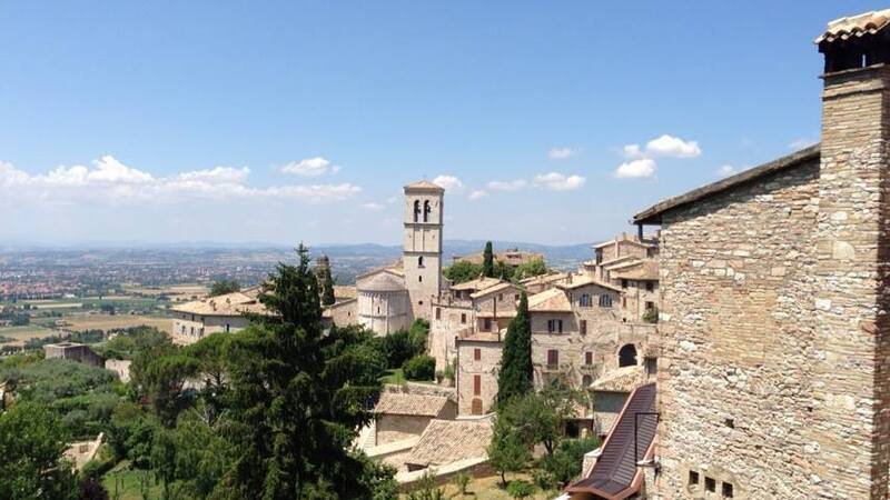 In viaggio con Camilla: Montepulciano, Castiglione del Lago, Assisi