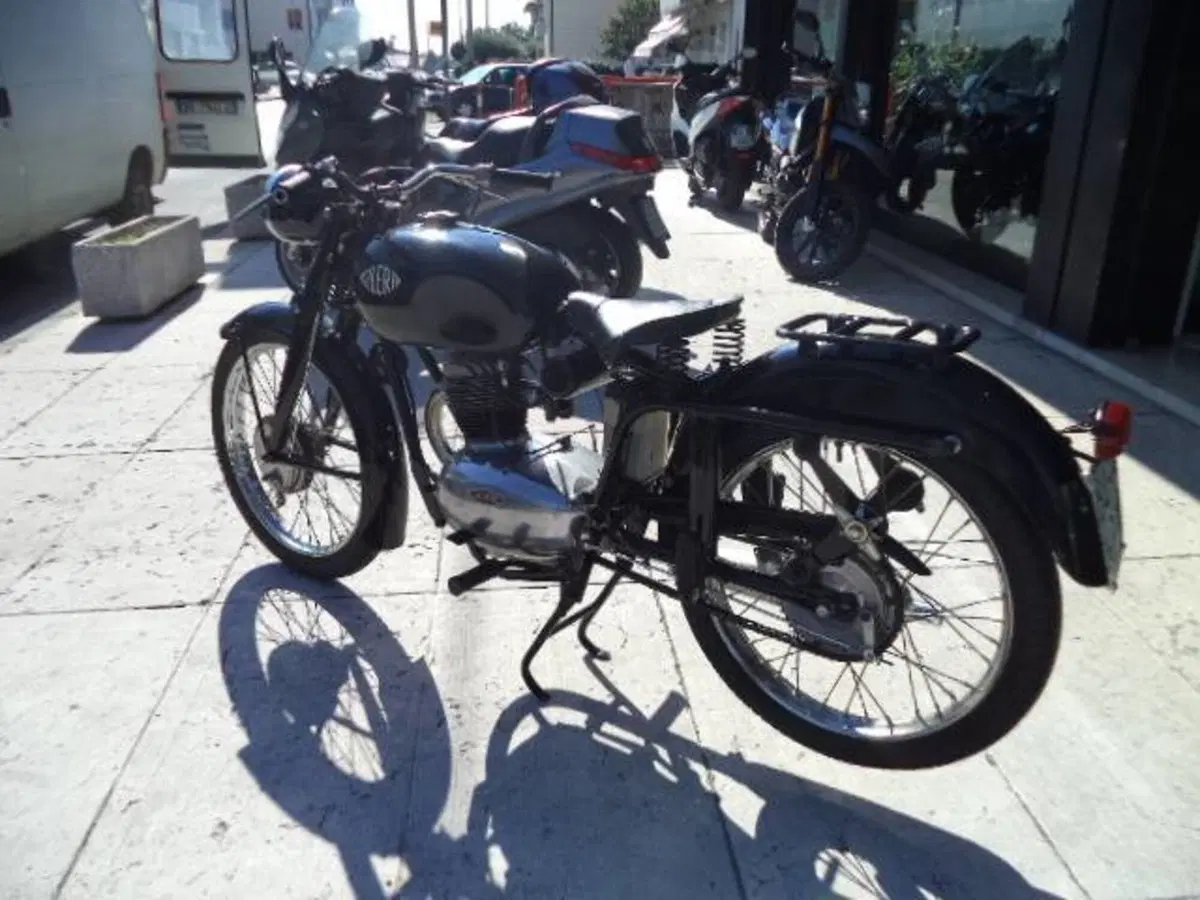 Gilera 150 PARALLELOGRAMMA (6)