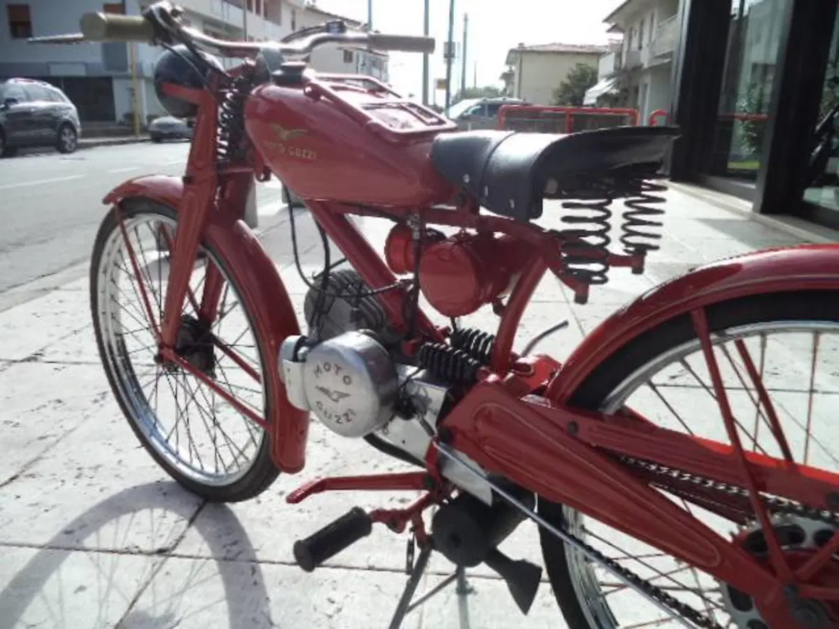 Moto Guzzi 65  (7)