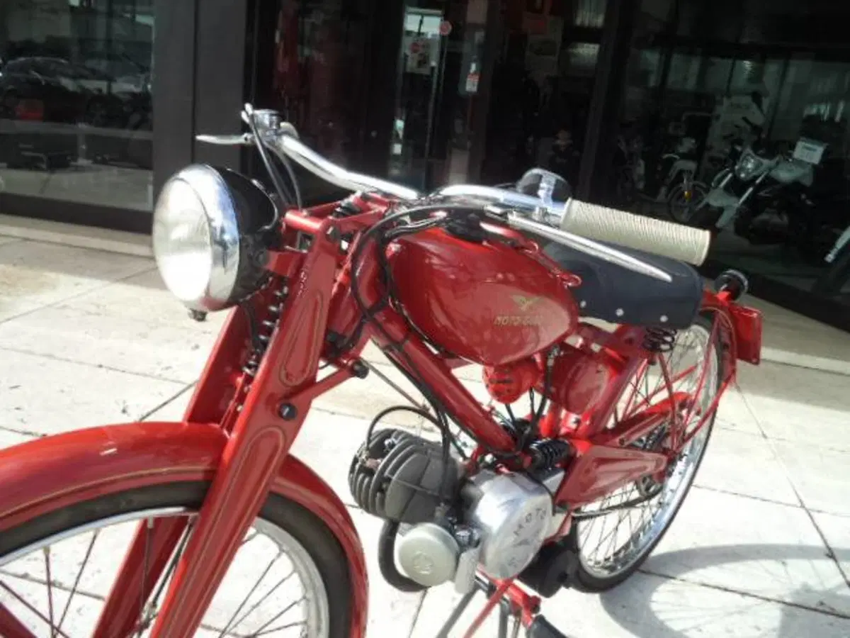Moto Guzzi 65  (11)