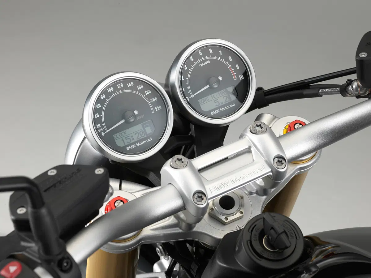 BMW R nineT 2017 a EICMA 2016: foto e dati (16)