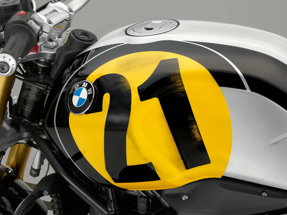 BMW R nineT 2017 a EICMA 2016: foto e dati (26)