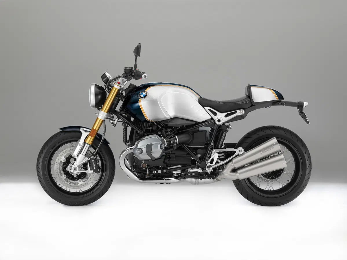 BMW R nineT 2017 a EICMA 2016: foto e dati (32)
