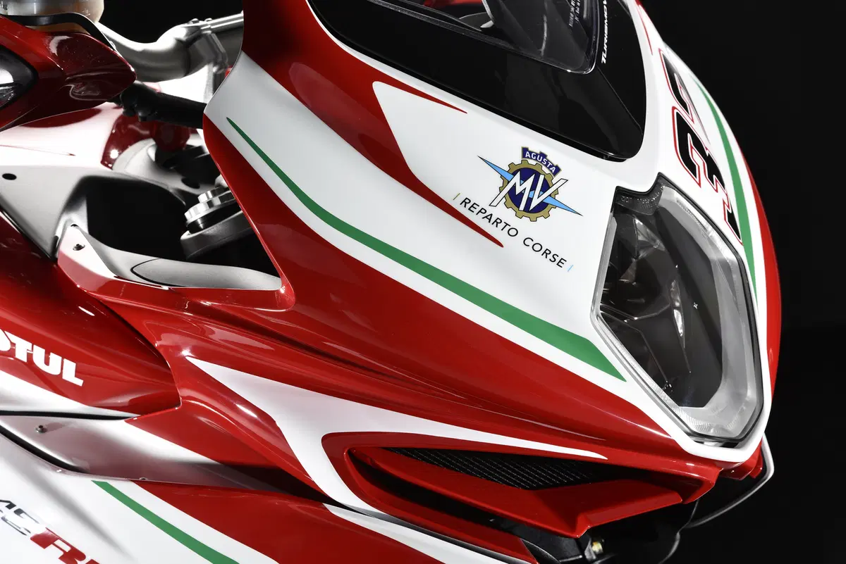 MV Agusta Turismo Veloce RC a Eicma 2016 (10)