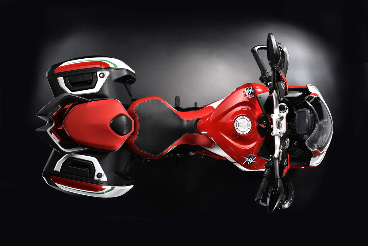 MV Agusta Turismo Veloce 800 Turismo Veloce 800 RC SCS (2017 - 20) (8)