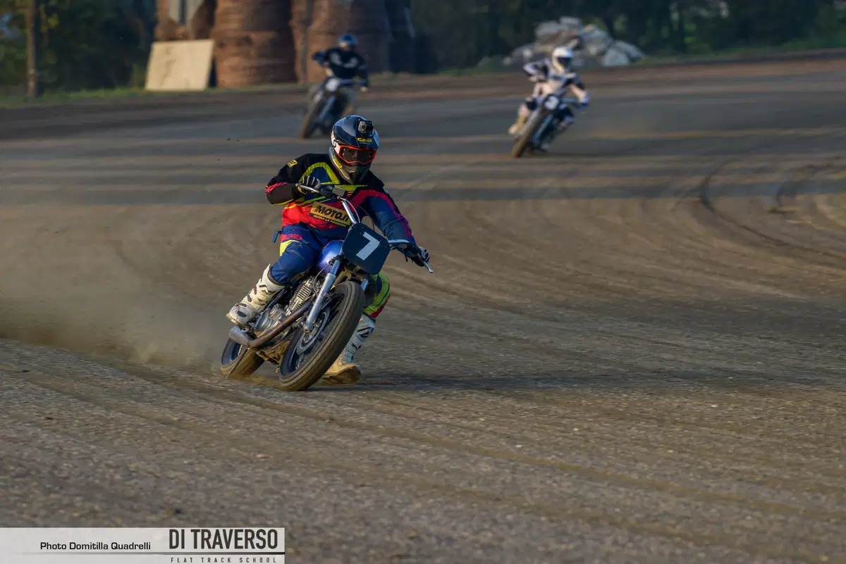 Flat track: tutti pazzi per il traverso da Marco Belli (13)