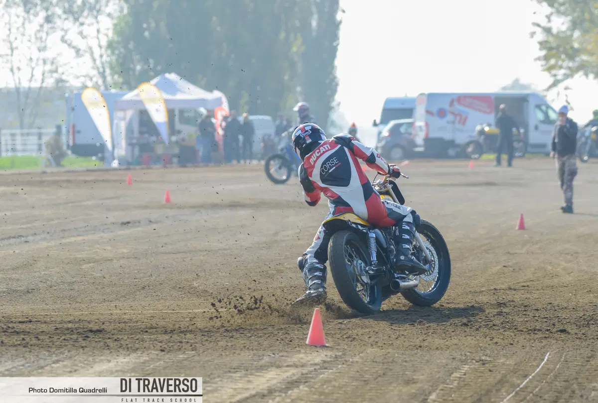 Flat track: tutti pazzi per il traverso da Marco Belli (2)