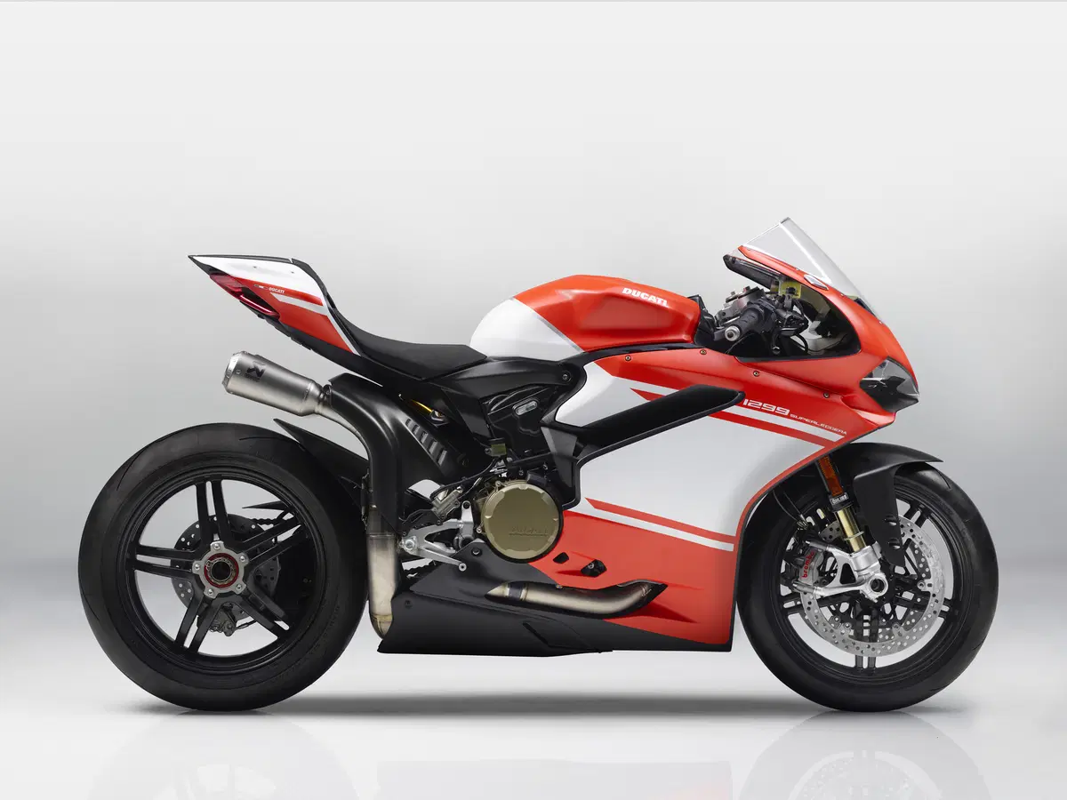 Ducati Superleggera 1299 Superleggera 1299 (2017) (2)