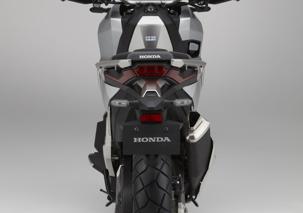 Honda X-ADV 750 (2017) (5)