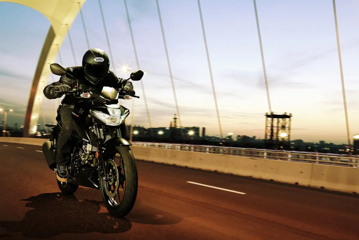 Suzuki GSX-S 125 2017 a Eicma: le foto della piccola naked EMBARGO (31)
