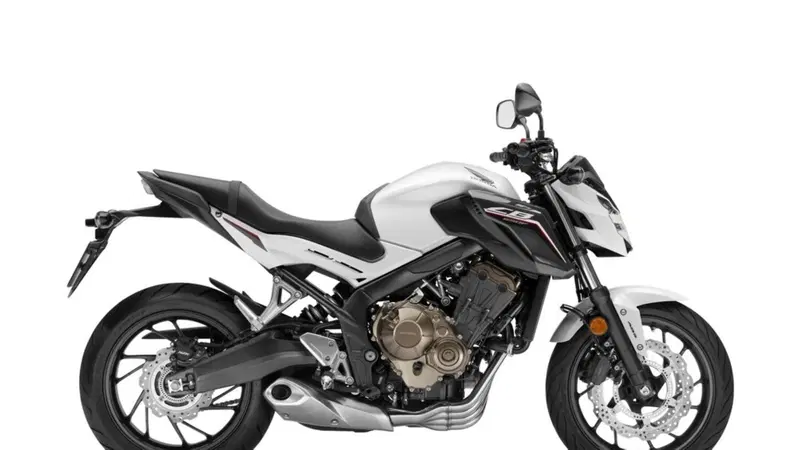 Honda CB650F 2017 ad Eicma 2016: foto e dati