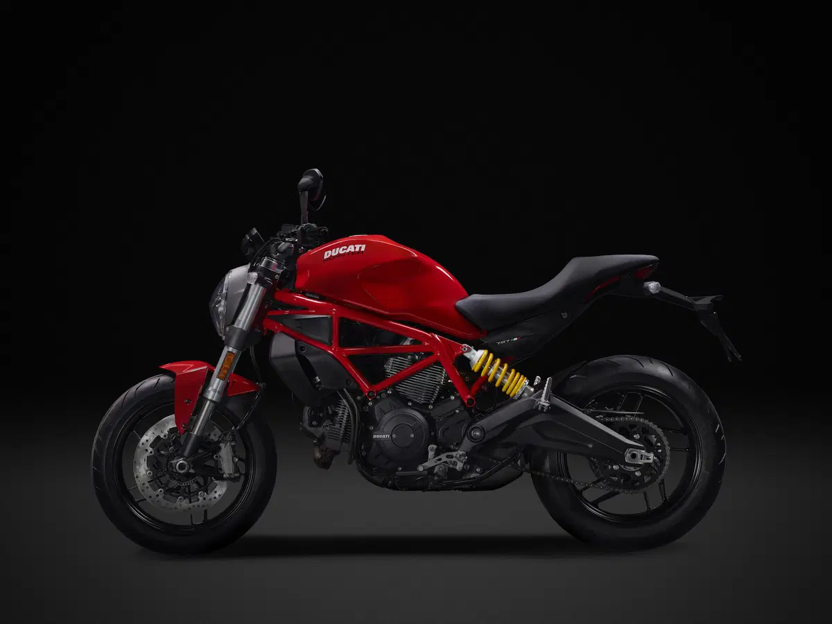 Ducati Monster 797 ad EICMA 2016: foto e dati (11)