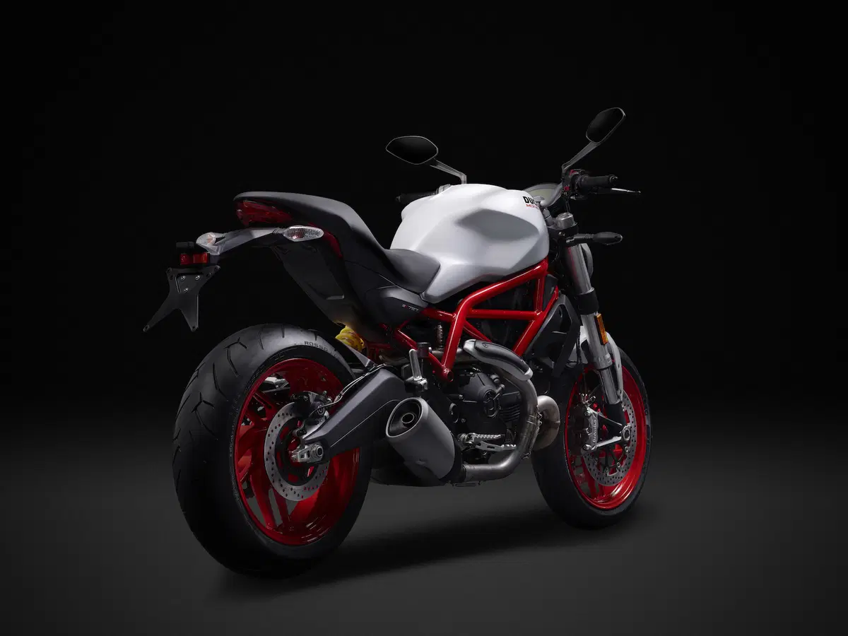 Ducati Monster 797 ad EICMA 2016: foto e dati (12)