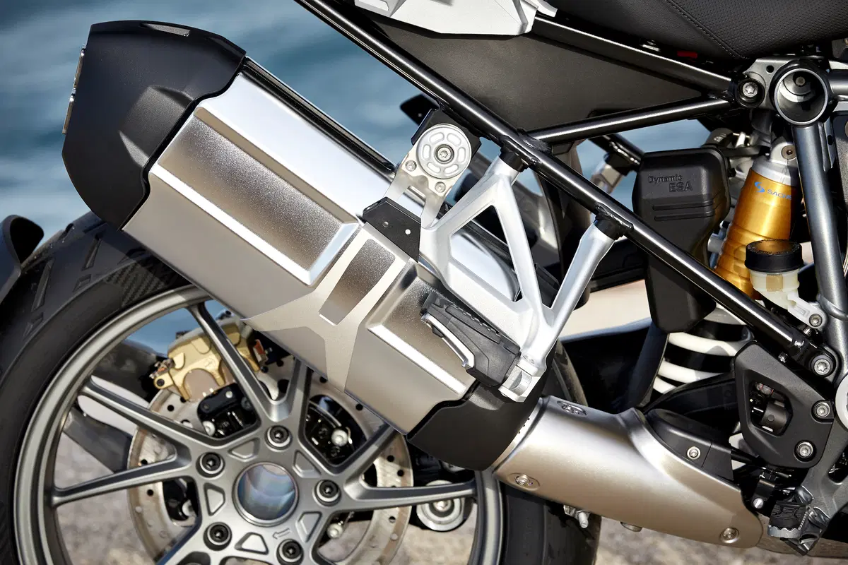 BMW R 1200GS 2017 ad EICMA 2016: foto e dati EMBARGO (18)