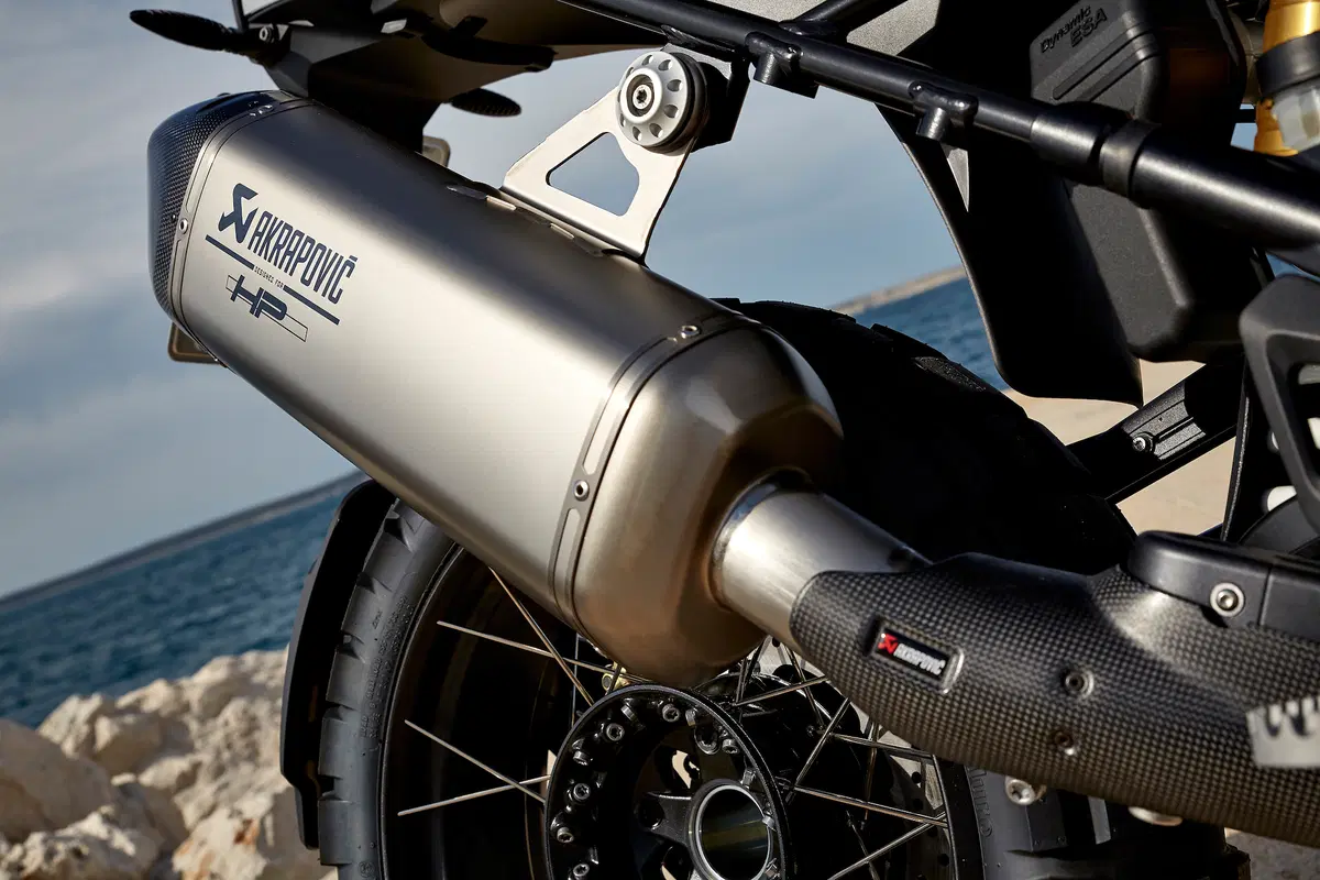 BMW R 1200GS 2017 ad EICMA 2016: foto e dati EMBARGO (35)