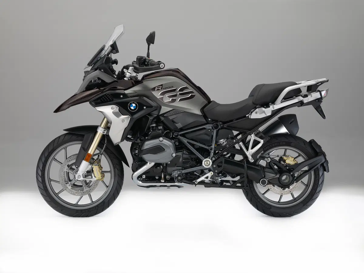 BMW R 1200GS 2017 ad EICMA 2016: foto e dati EMBARGO (40)