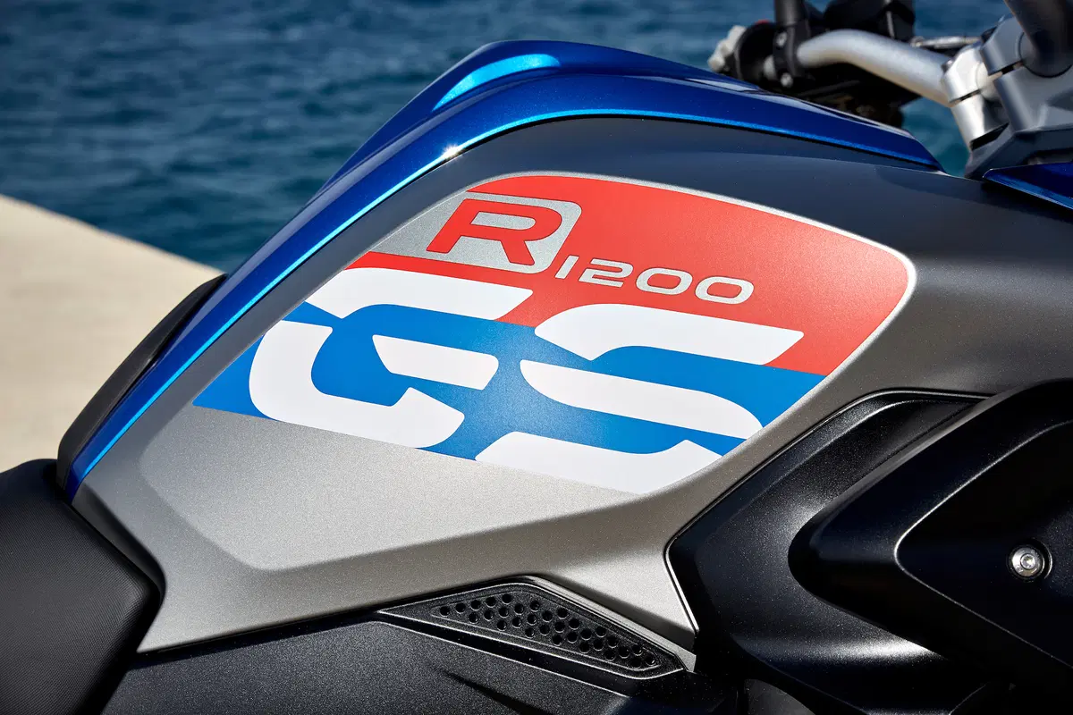 BMW R 1200GS 2017 ad EICMA 2016: foto e dati EMBARGO (41)