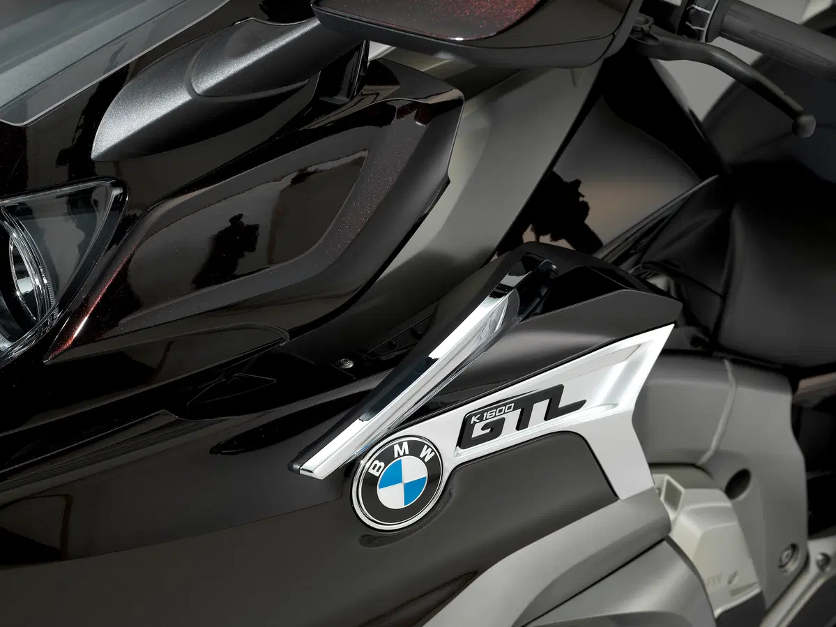 BMW K 1600GTL 2017 ad EICMA 2016: foto e dati (15)