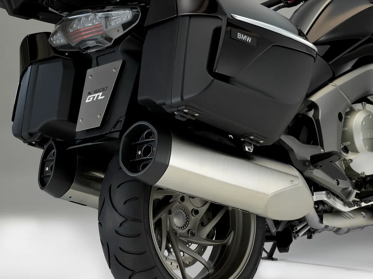 BMW K 1600GTL 2017 ad EICMA 2016: foto e dati (16)