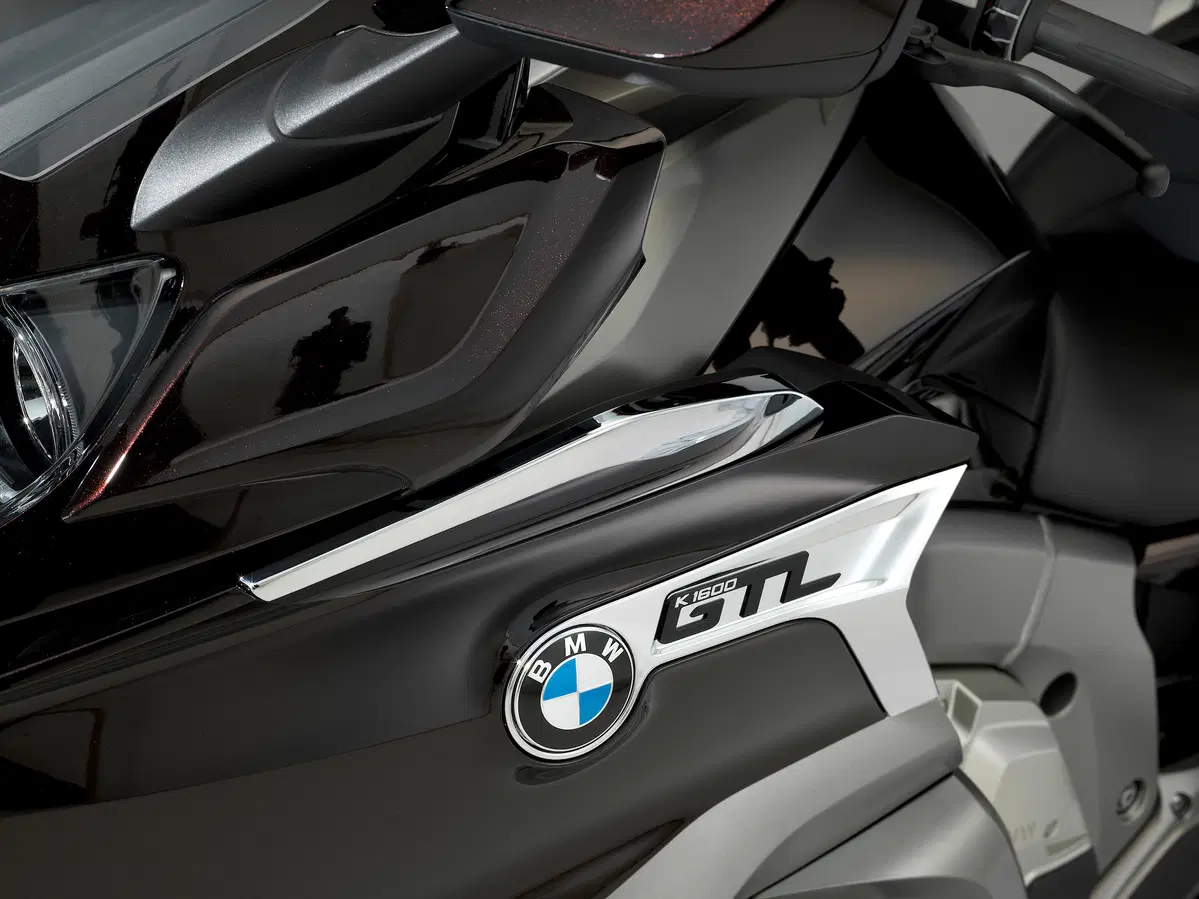 BMW K 1600GTL 2017 ad EICMA 2016: foto e dati (17)